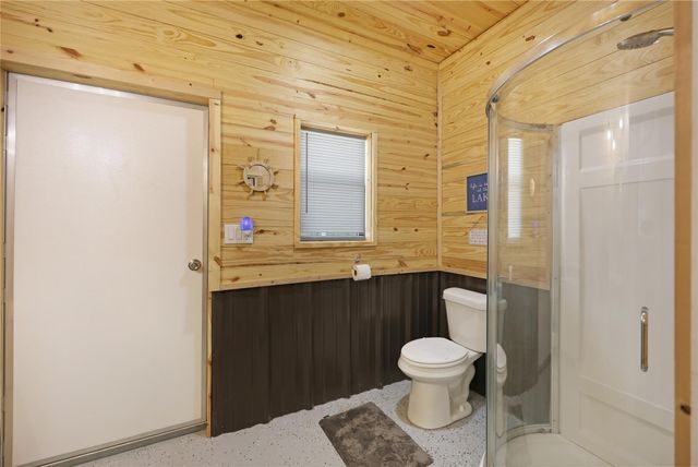 380 Lonesome Dove Trail, Trinity, TX 75862