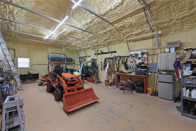 380 Lonesome Dove Trail, Trinity, TX 75862