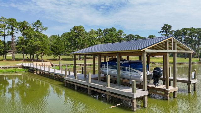 380 Lonesome Dove Trail, Trinity, TX 75862