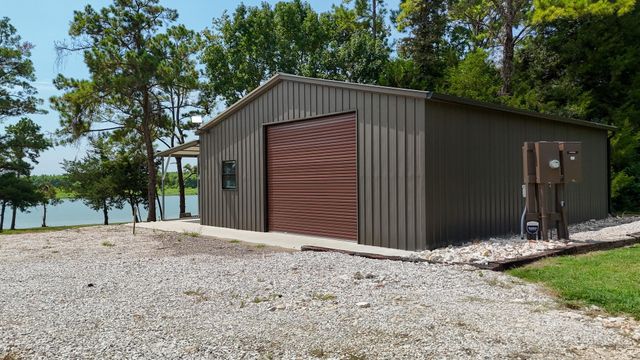 380 Lonesome Dove Trail, Trinity, TX 75862