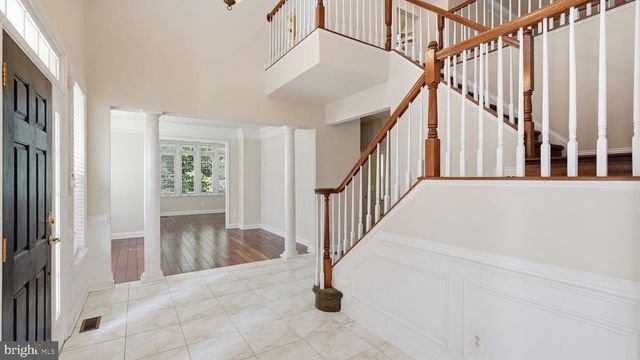 6645 PASSAGE CREEK LN, Manassas, VA 20112