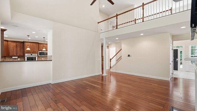 6645 PASSAGE CREEK LN, Manassas, VA 20112