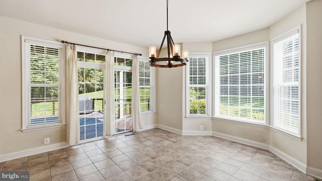 6645 PASSAGE CREEK LN, Manassas, VA 20112