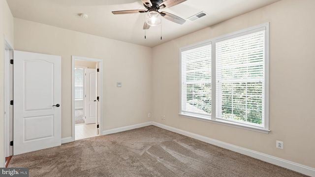 6645 PASSAGE CREEK LN, Manassas, VA 20112