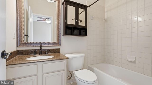 6645 PASSAGE CREEK LN, Manassas, VA 20112