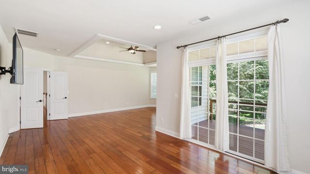 6645 PASSAGE CREEK LN, Manassas, VA 20112