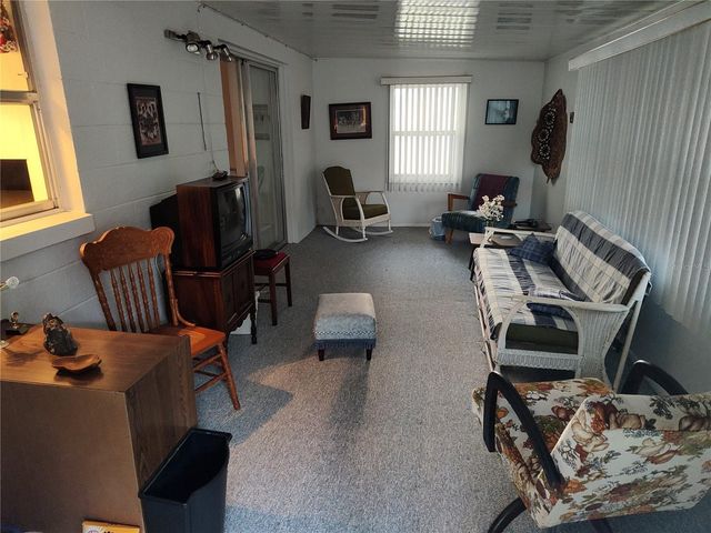 38247 3RD AVENUE, Zephyrhills, FL 33542