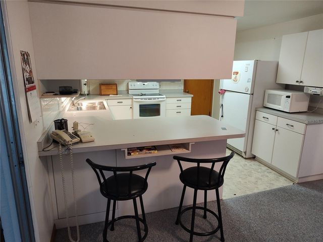 38247 3RD AVENUE, Zephyrhills, FL 33542