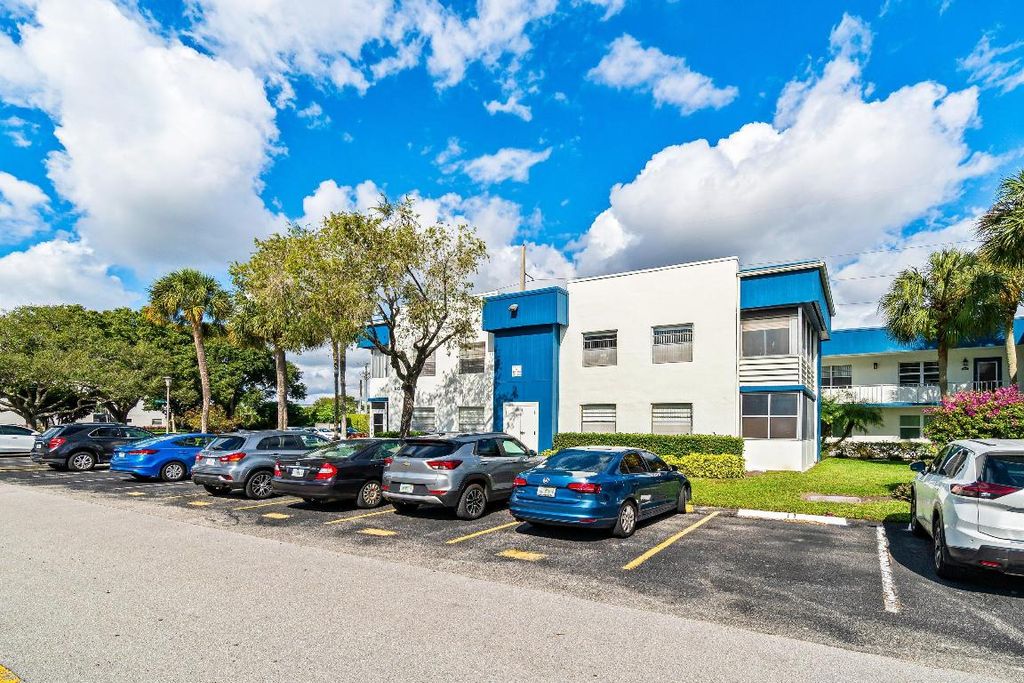 508 Normandy K 508, Delray Beach, FL 33484