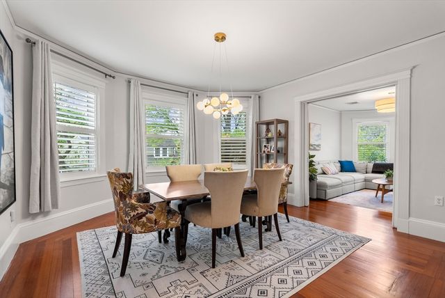 1469 Centre St 2, Newton, MA 02461