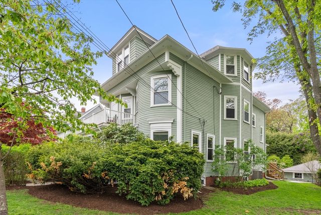 1469 Centre St 2, Newton, MA 02461