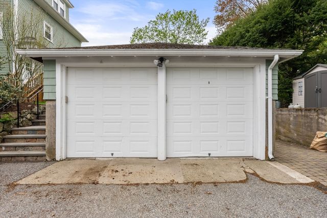1469 Centre St 2, Newton, MA 02461