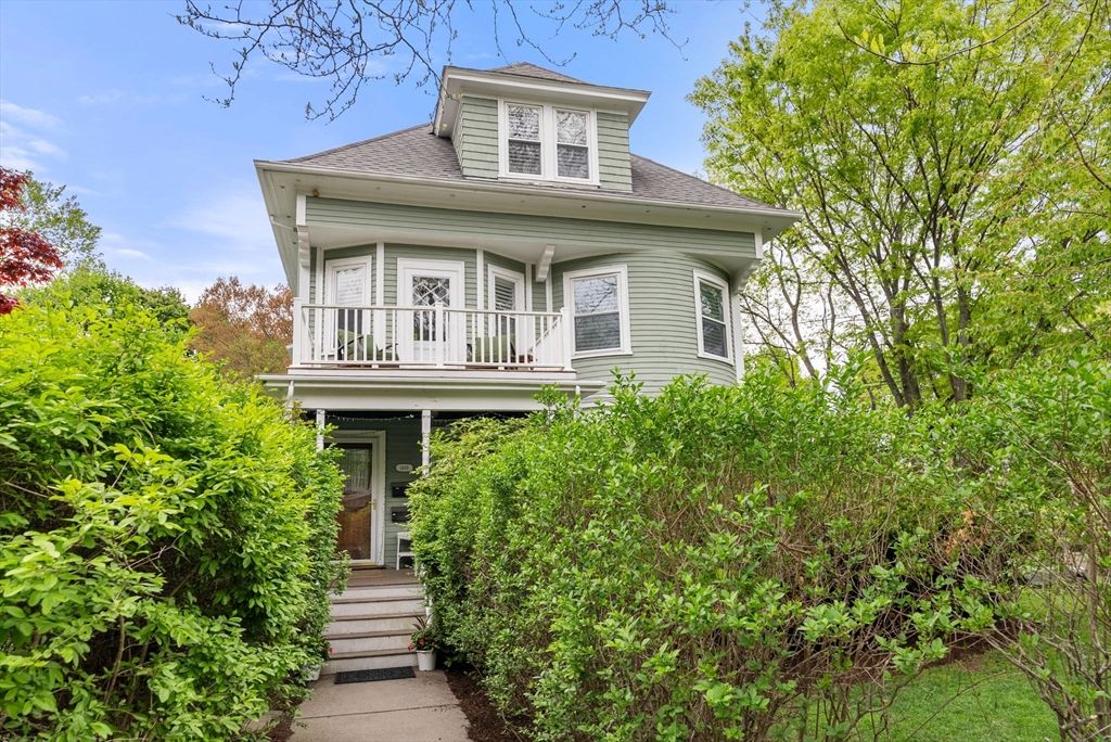1469 Centre St 2, Newton, MA 02461
