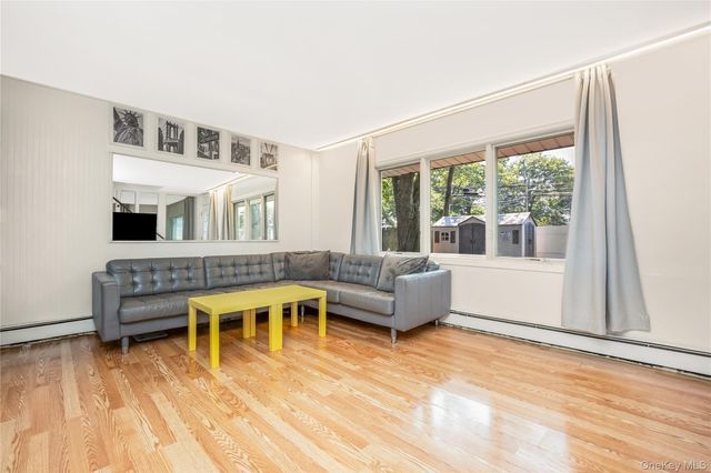 201 Cypress Lane W, Westbury, NY 11590