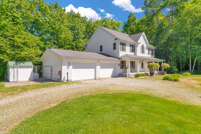 8211 Black River Road, Worth Twp, MI 48422