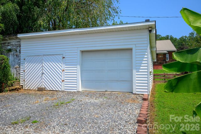 580 Baldwin Avenue, Marion, NC 28752