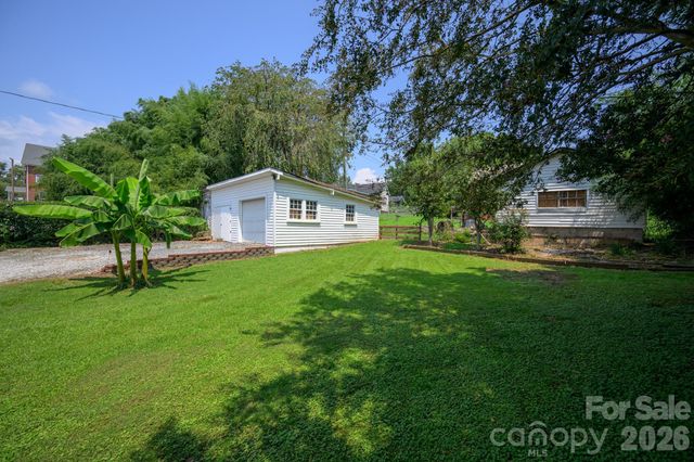 580 Baldwin Avenue, Marion, NC 28752