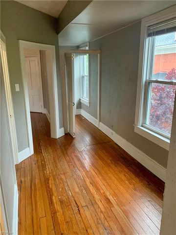 610 Redgate Ave Apt 4, Norfolk, VA 23507