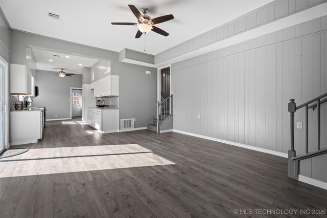 426 W 6th Street, Dewey, OK 74029