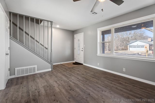 426 W 6th Street, Dewey, OK 74029