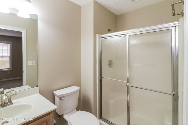 3219 Welman Dr, Louisville, KY 40216