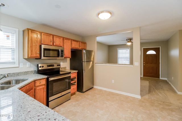 3219 Welman Dr, Louisville, KY 40216