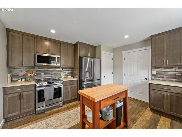 15915 Harold Ave, Milwaukie, OR 97267