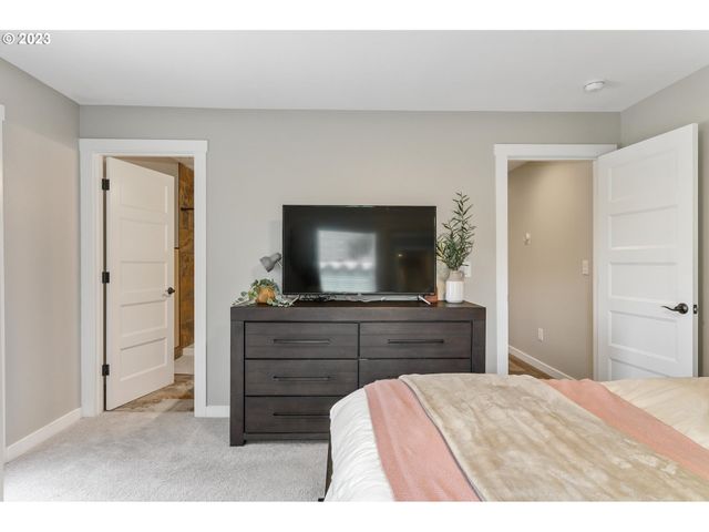 15915 Harold Ave, Milwaukie, OR 97267