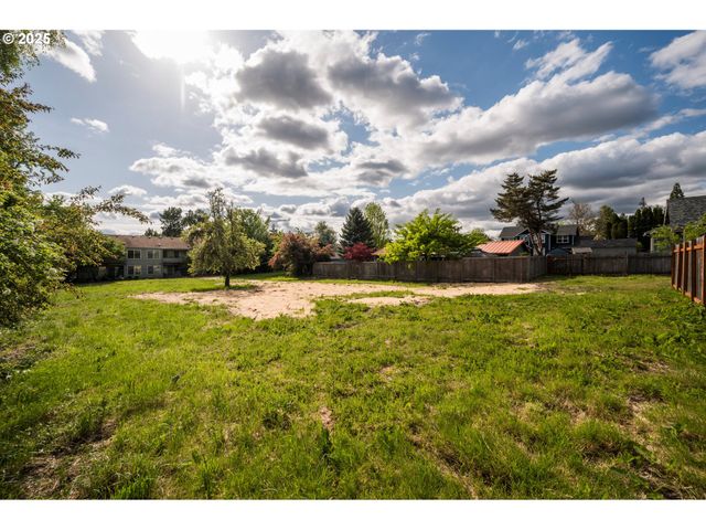 15915 Harold Ave, Milwaukie, OR 97267