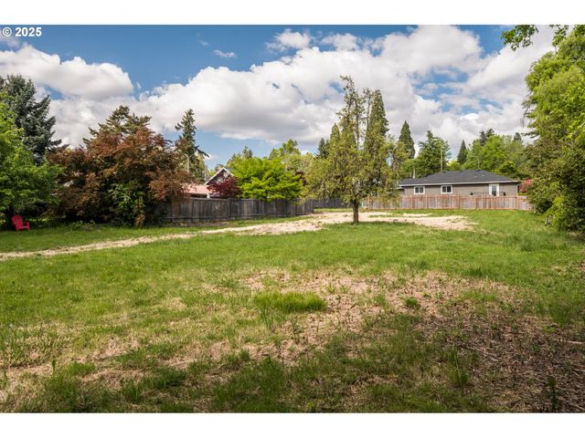 15915 Harold Ave, Milwaukie, OR 97267