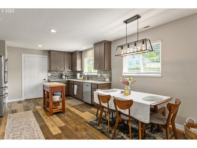 15915 Harold Ave, Milwaukie, OR 97267