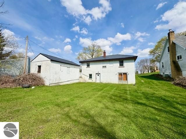 520 S Franklin, St Louis, MI 48880