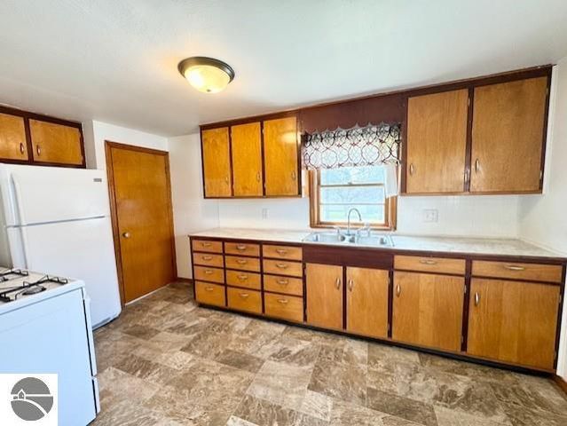 520 S Franklin, St Louis, MI 48880