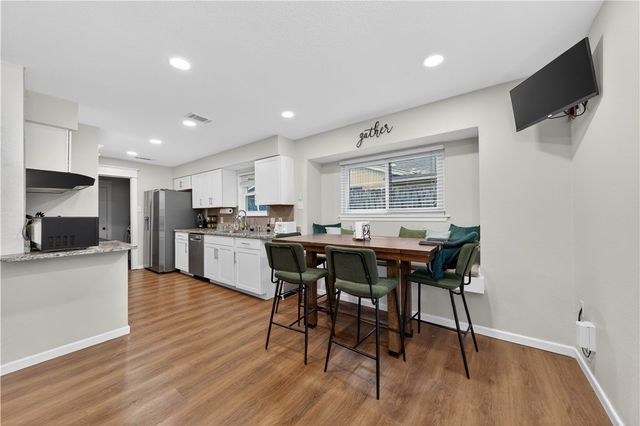 2814 Erie Dr, Corpus Christi, TX 78414