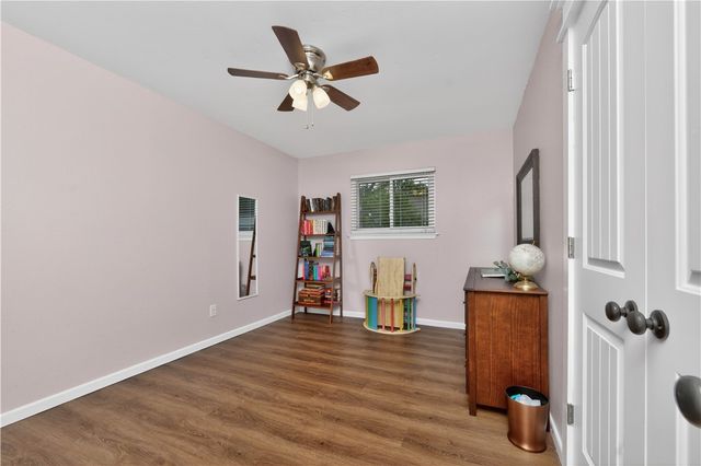 2814 Erie Dr, Corpus Christi, TX 78414