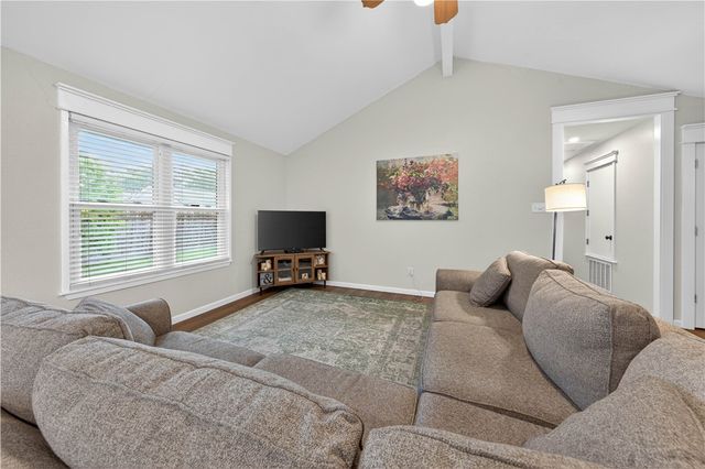 2814 Erie Dr, Corpus Christi, TX 78414