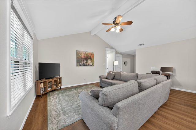 2814 Erie Dr, Corpus Christi, TX 78414