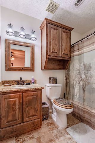 107 Camino Del Rosas, Woodway, TX 76712