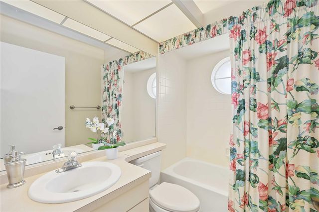 4995 PEPPERWOOD PLACE, Venice, FL 34293