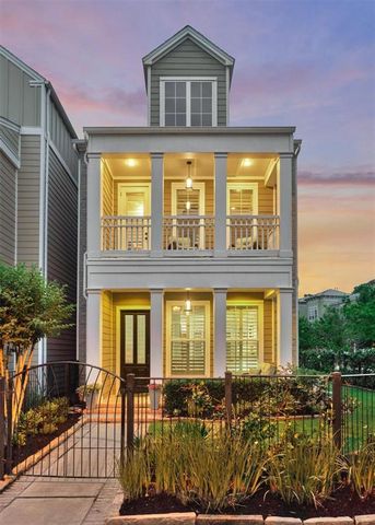 2 Rafters Row, The Woodlands, TX 77380