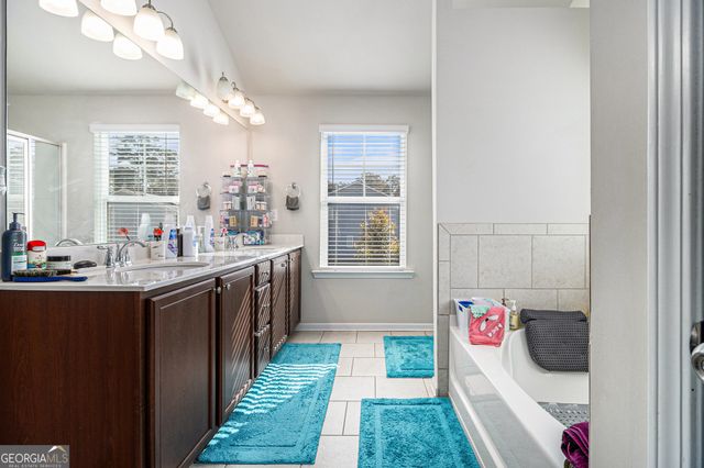 2360 Annes Lake Circle, Lithonia, GA 30058