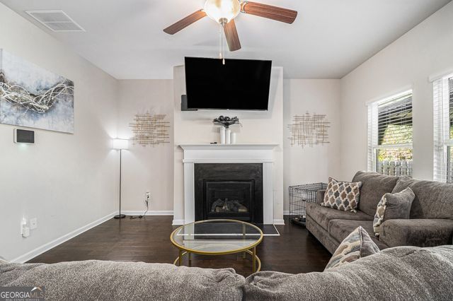 2360 Annes Lake Circle, Lithonia, GA 30058