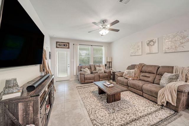 18842 Mont Blanc Way, New Caney, TX 77357
