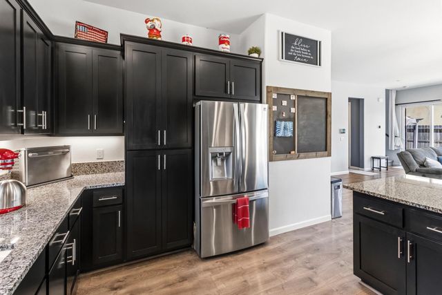 140 Lily Bay Cir, Sacramento, CA 95834