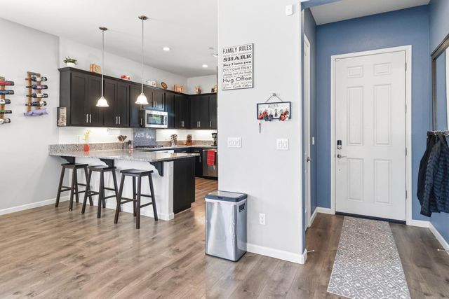 140 Lily Bay Cir, Sacramento, CA 95834