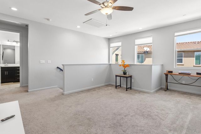 140 Lily Bay Cir, Sacramento, CA 95834