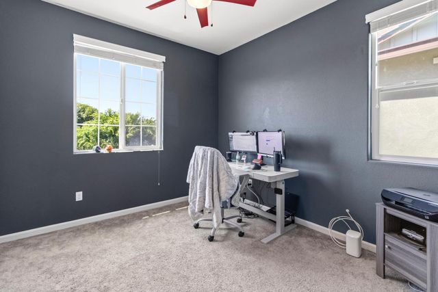 140 Lily Bay Cir, Sacramento, CA 95834