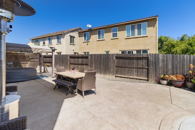 140 Lily Bay Cir, Sacramento, CA 95834