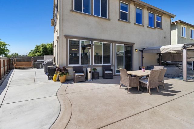 140 Lily Bay Cir, Sacramento, CA 95834