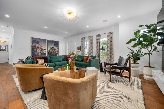 2254 Walnut Way, Lewis Center, OH 43035